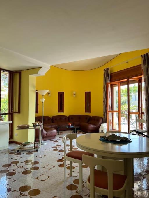 Villa Marika Fontane Bianche Bagian luar foto