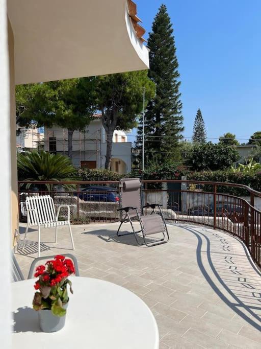 Villa Marika Fontane Bianche Bagian luar foto